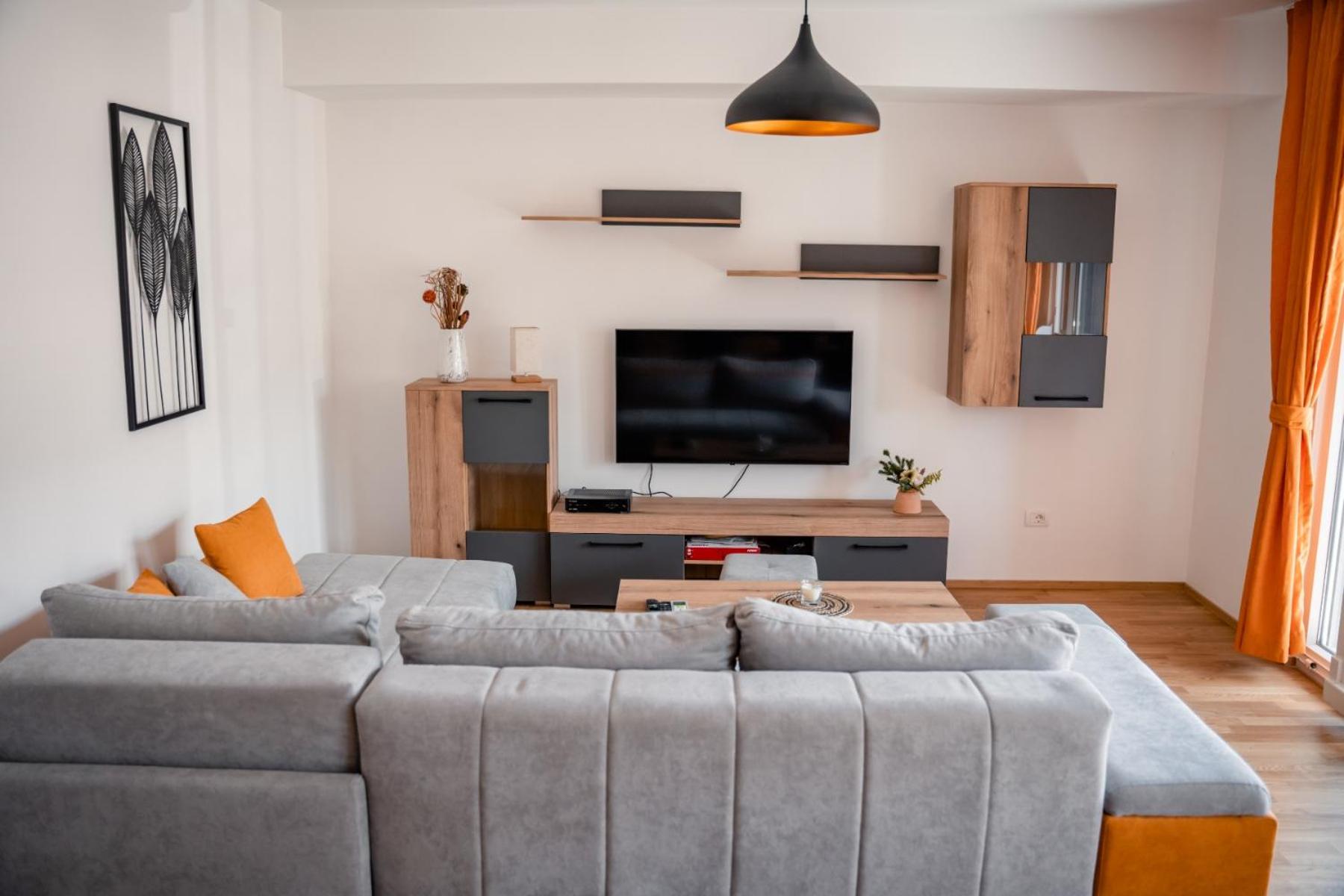 Darki Apartments 4 - Very central, two and three bedrooms apartments with free parking view 5