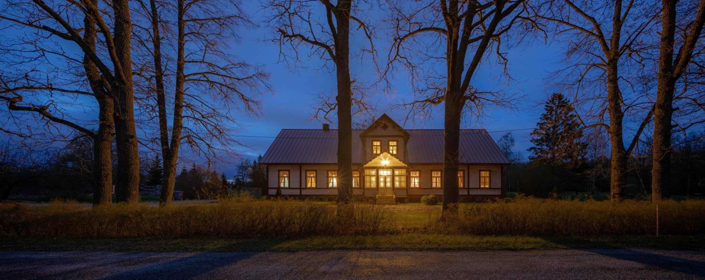 Kursi Summer Manor