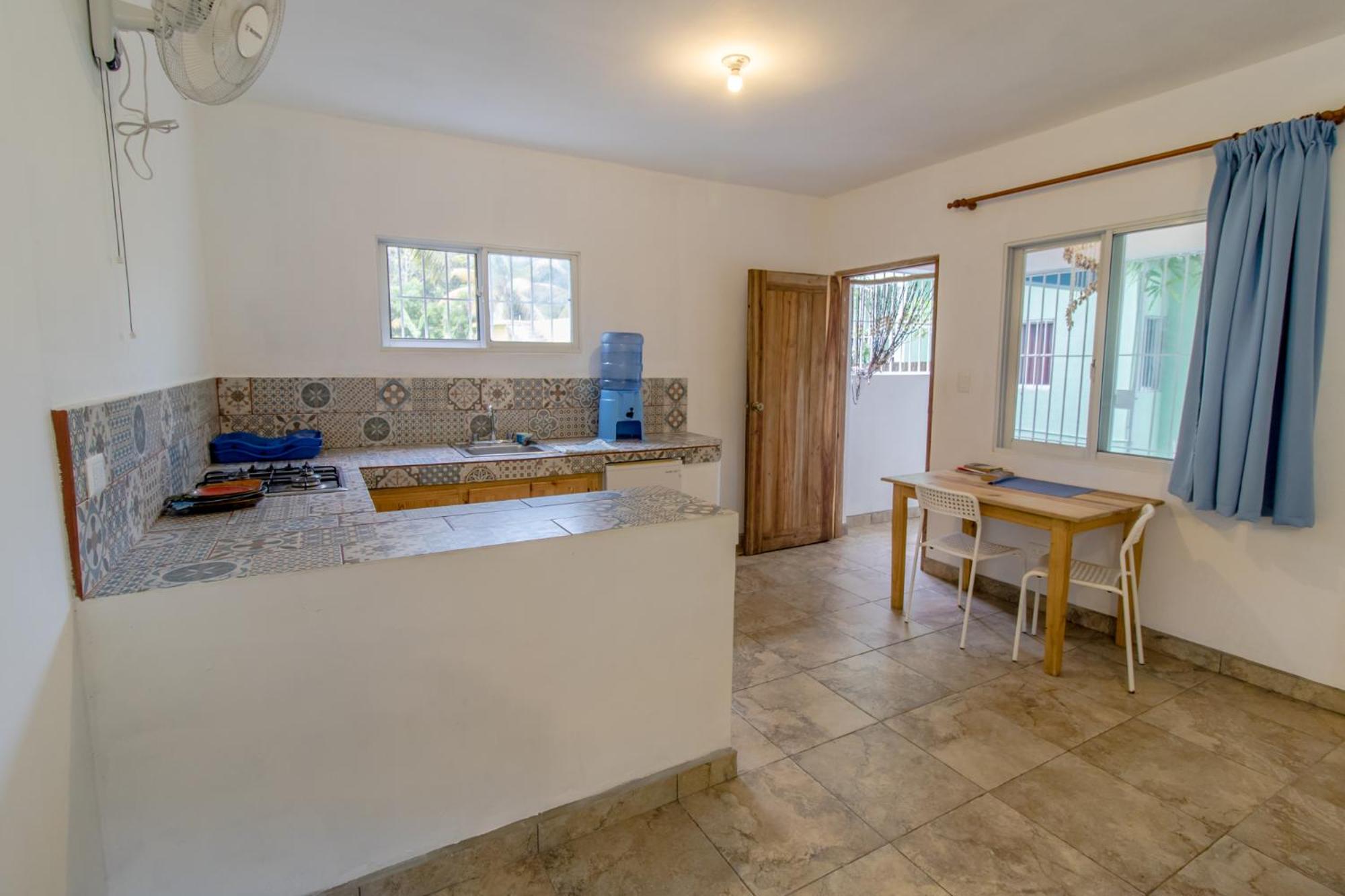 Mango House Downwind studio