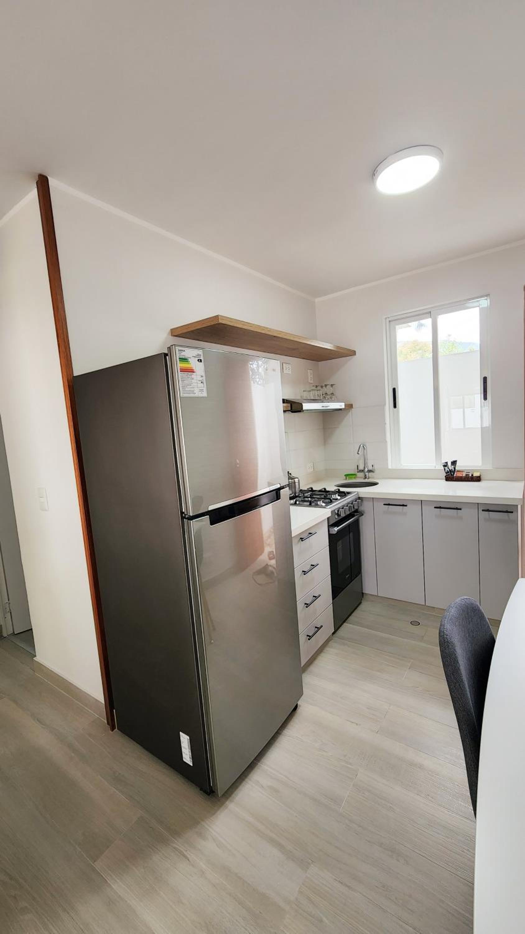 HAWER apartments Oxapampa, vista al valle con cocina