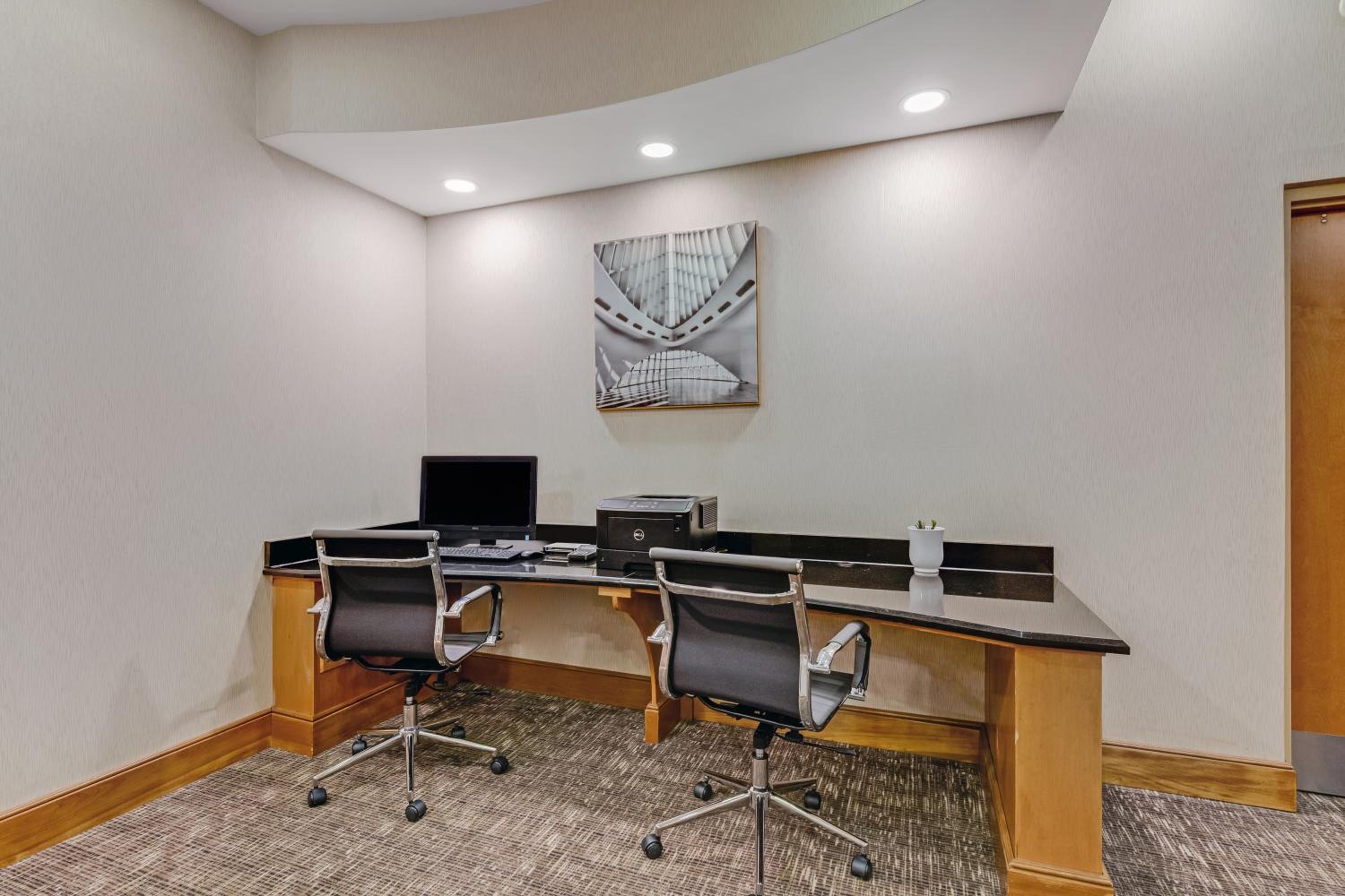 Murfreesboro Vacations - Comfort Suites - Property Image 8