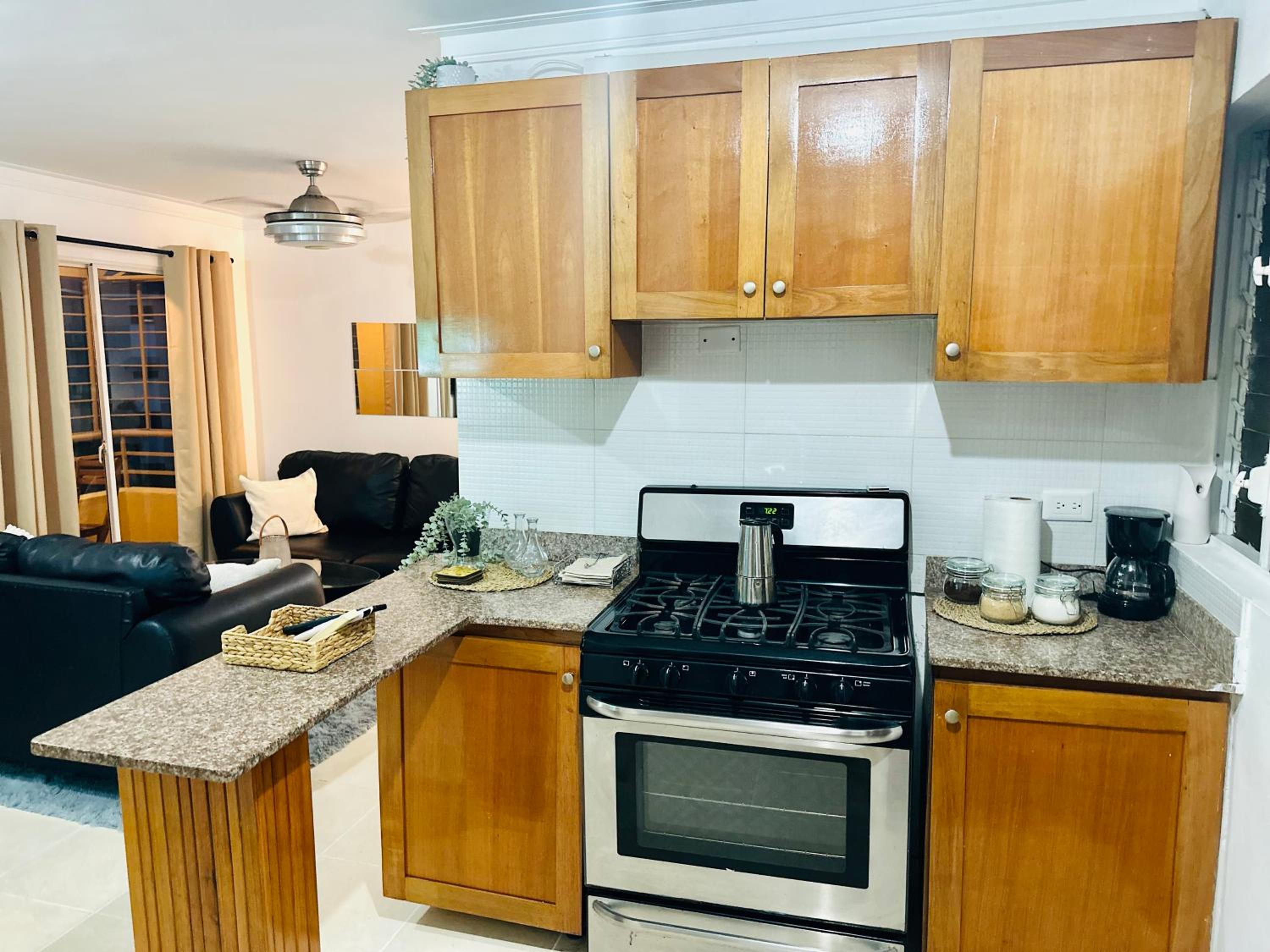 Stylish 2-Bed Condo in Altos de Arroyo Hondo view 4