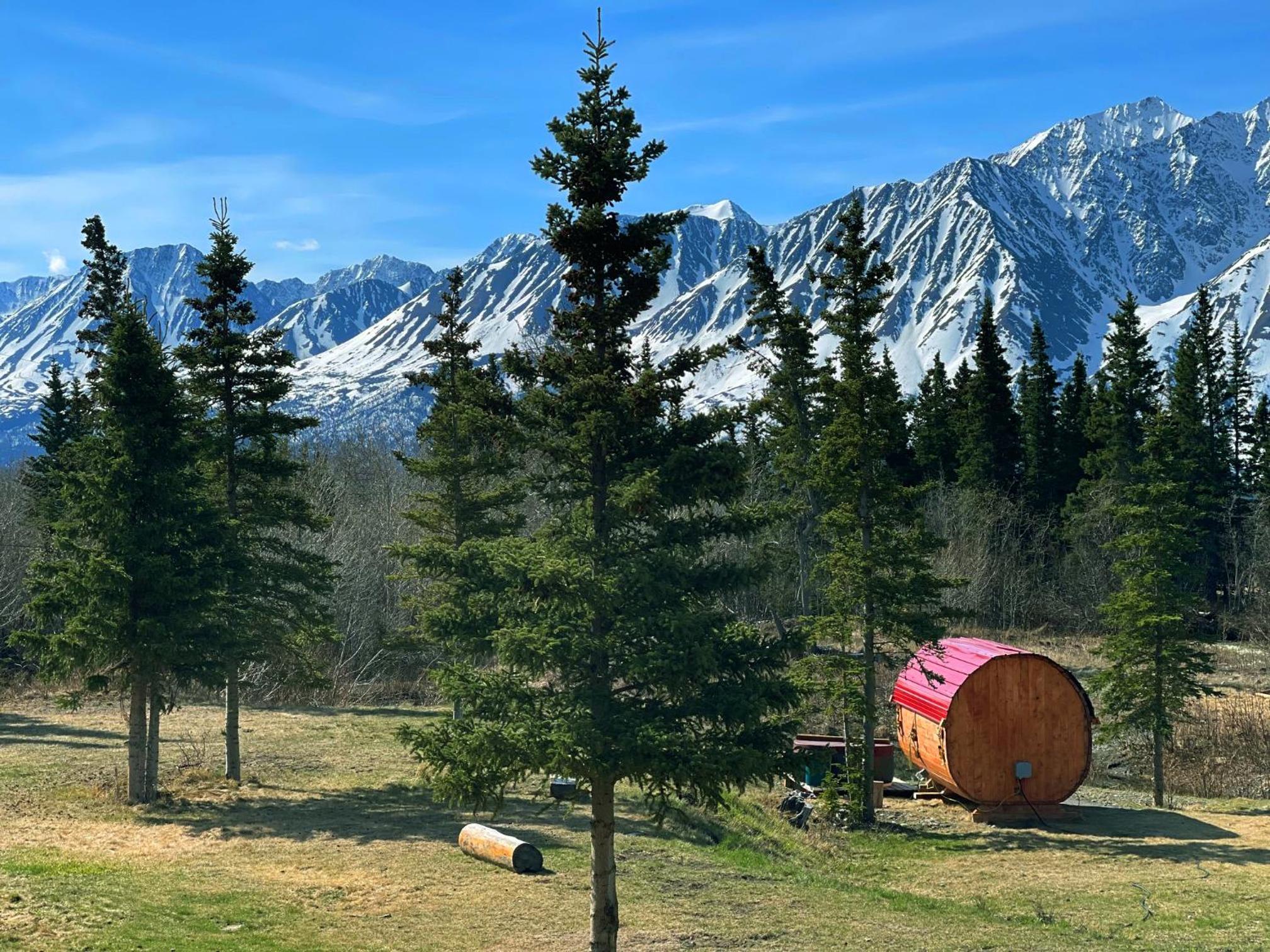 Mount Logan EcoLodge & Retreat Center