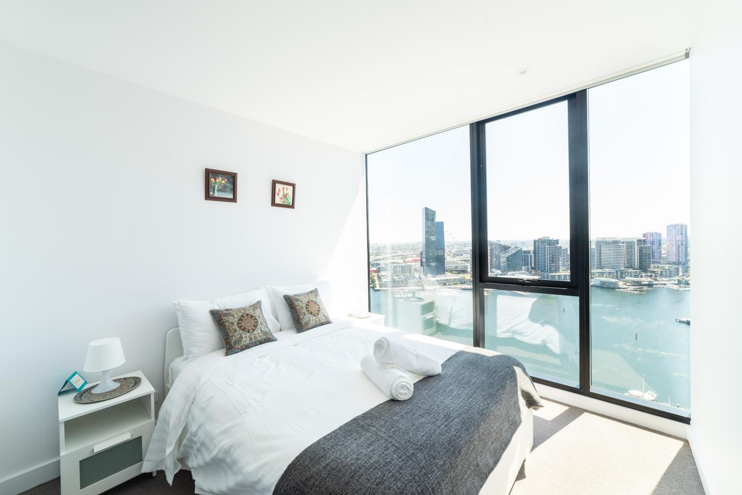 Pars Apartments - Collins Wharf Waterfront, Docklands photo 2