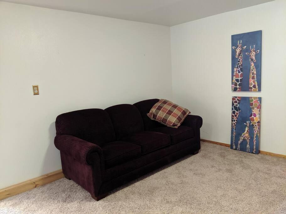 Beautiful quiet getaway in dark skies community. Perfect for a relaxing stay in the mountains view 4