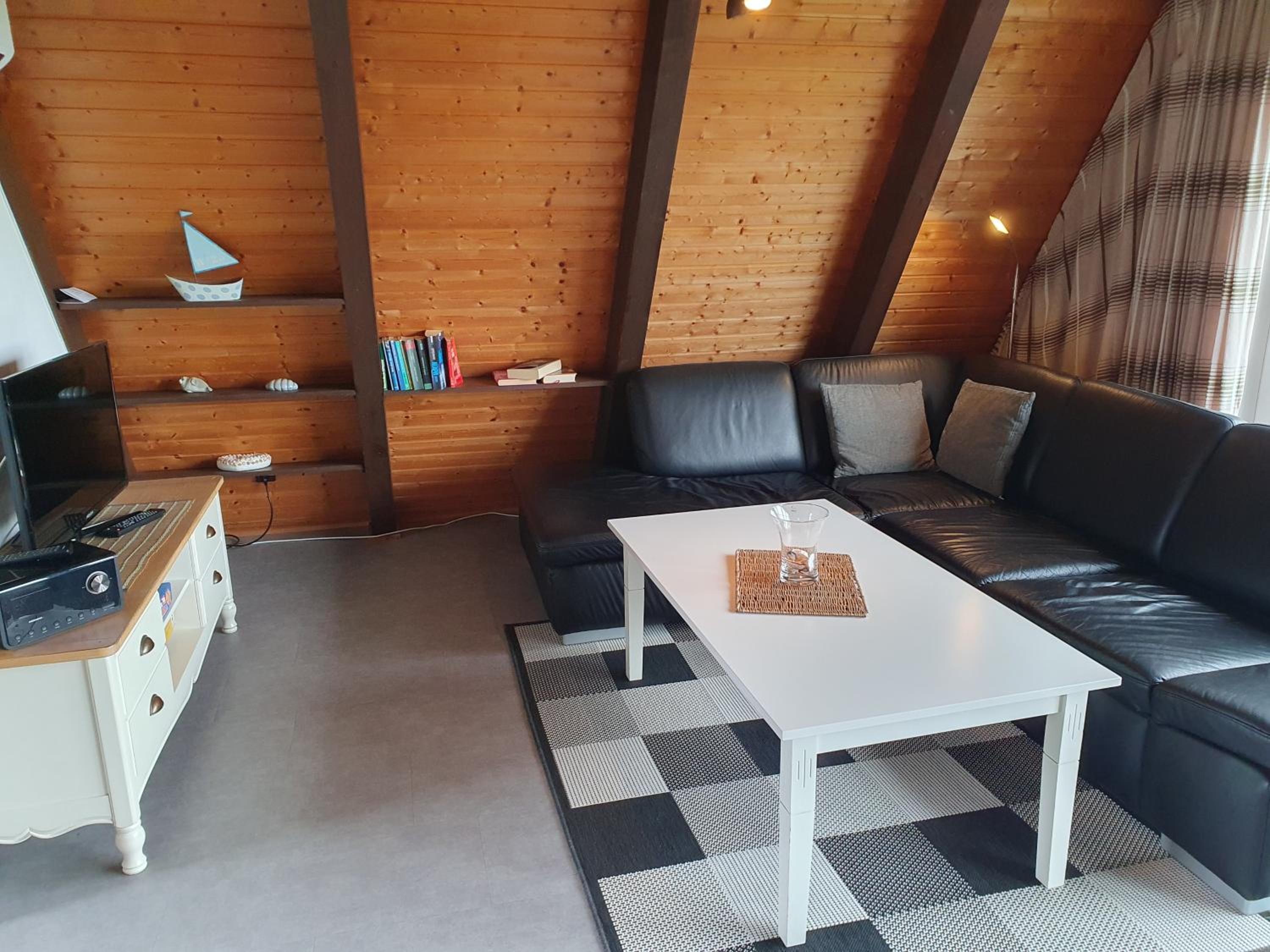 Nurdachhaus AUSZEIT