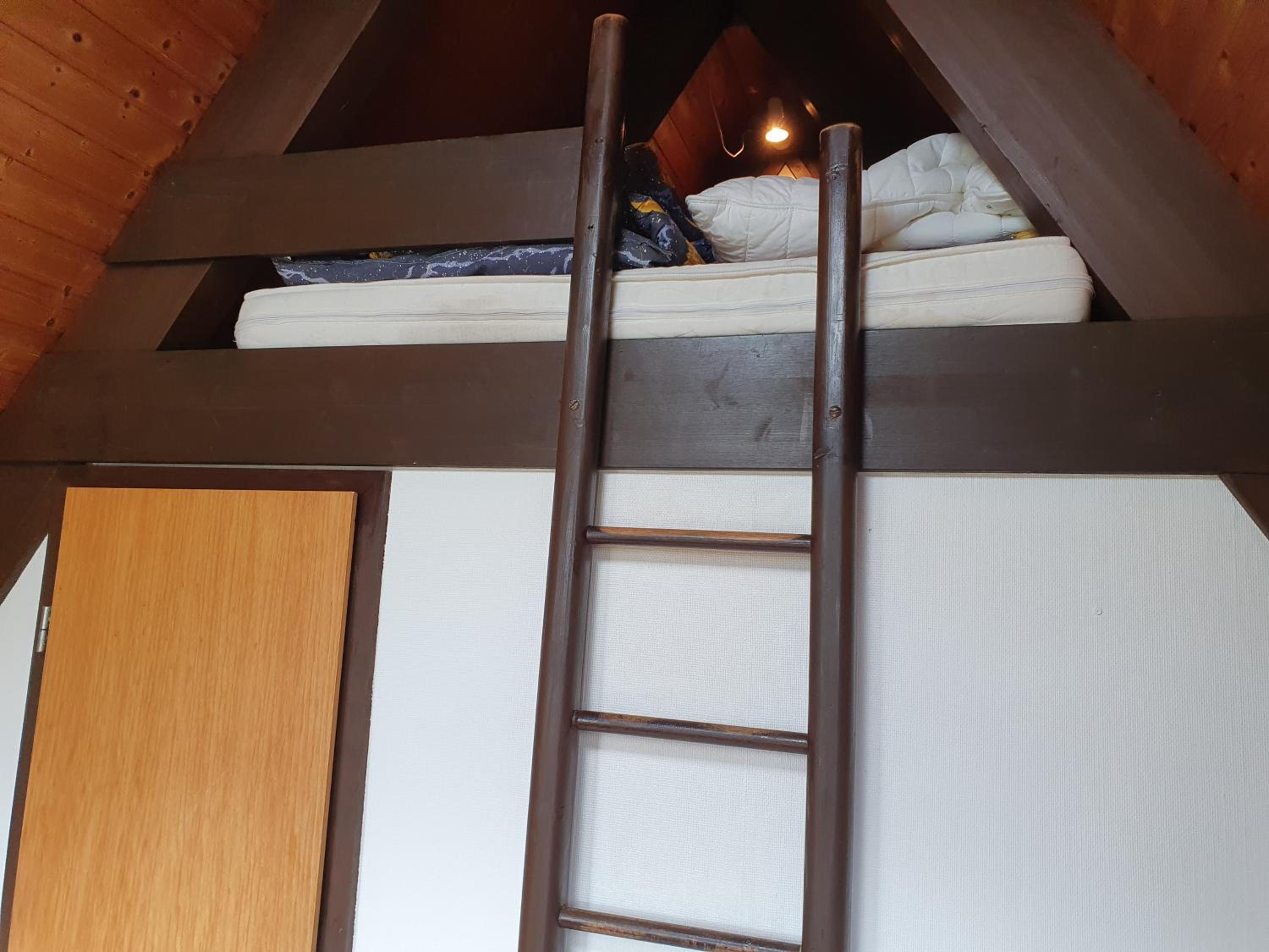 Nurdachhaus AUSZEIT