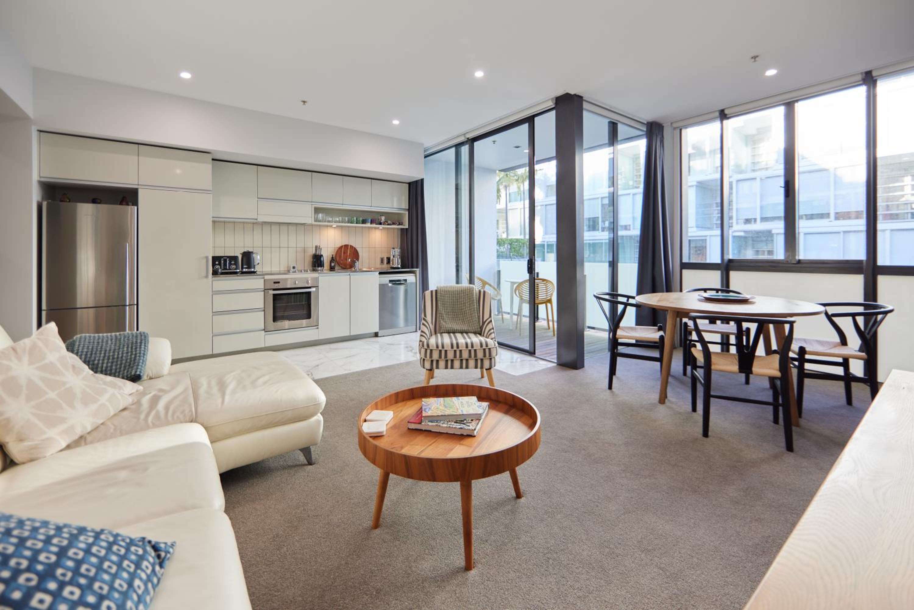 Pavilions Marina Apartment 102 - Wynyard Quarter Viaduct Harbour view 4