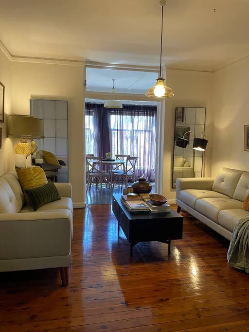 Paris Chic in the CBD