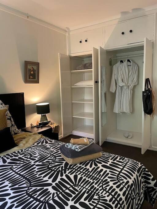 Paris Chic in the CBD