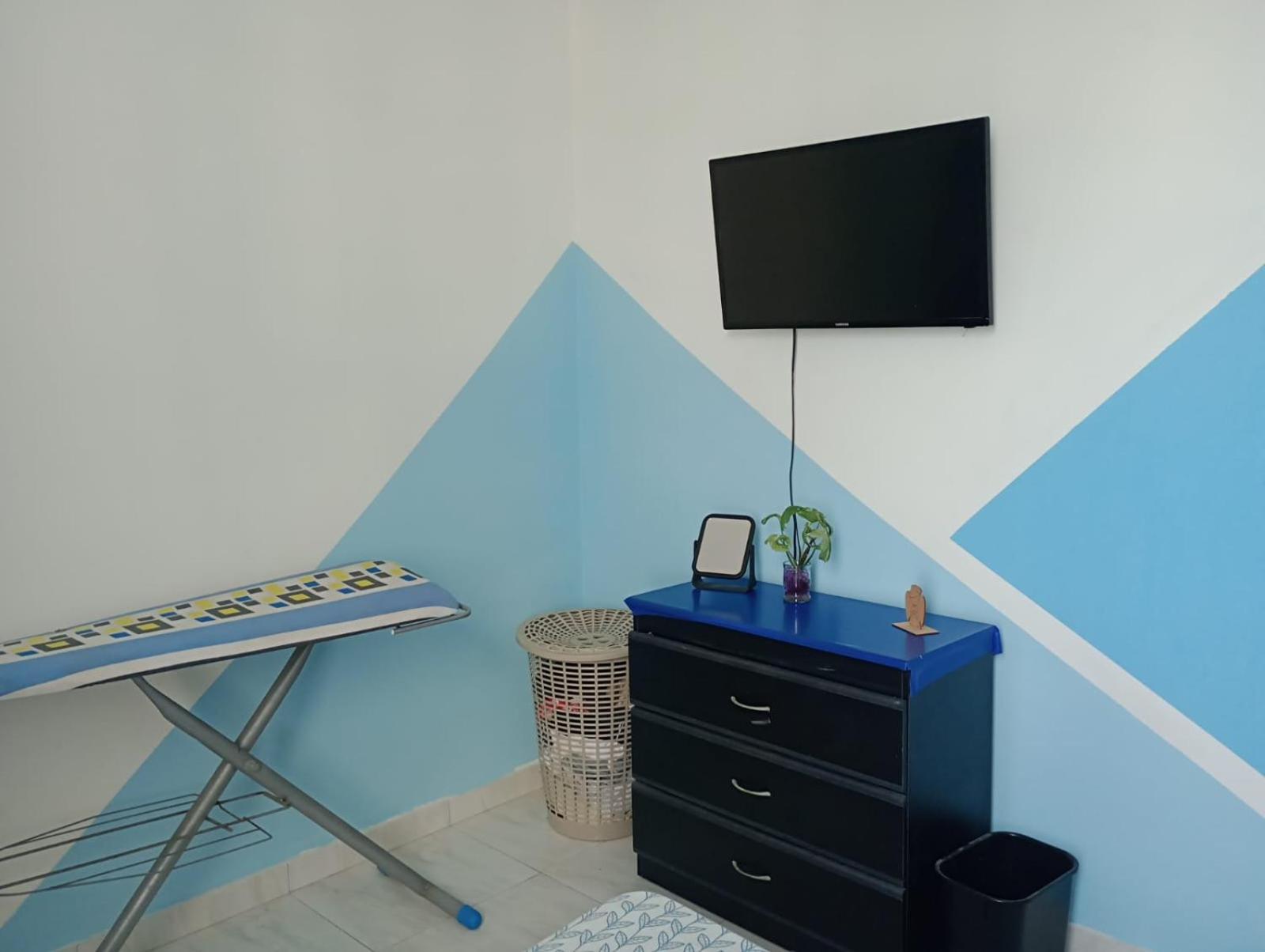 Cuarto en Villas de la Candelaria-Cerca a la Terminal de Transportes