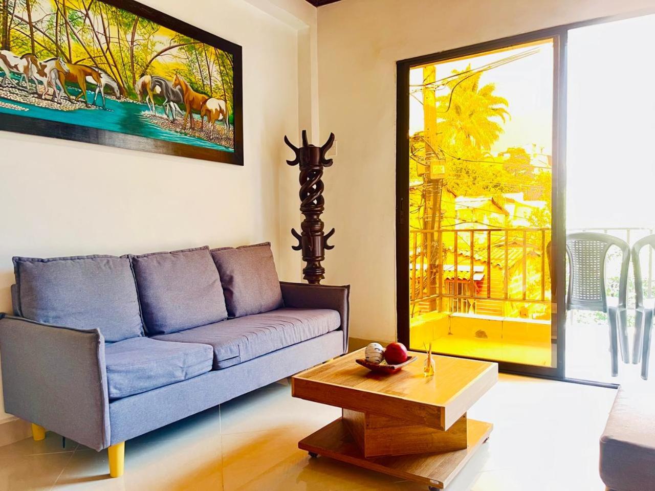 Hermosa Casa de 2 niveles con Bbq