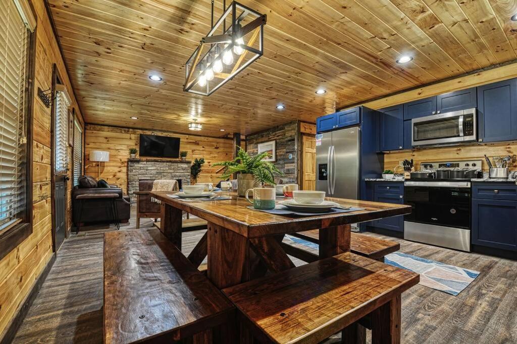 Adventure Retreat New Mountain Cabin Pool Hot Tub Game Room Theater view 5