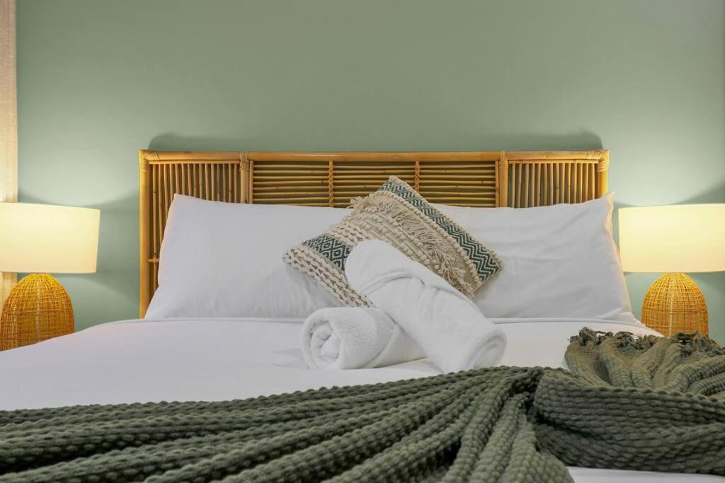Oversized Luxury- A Corporate & Family Heaven