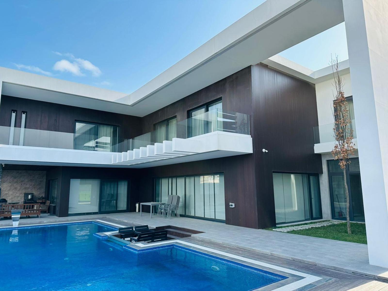 The Luxury Village in Baku