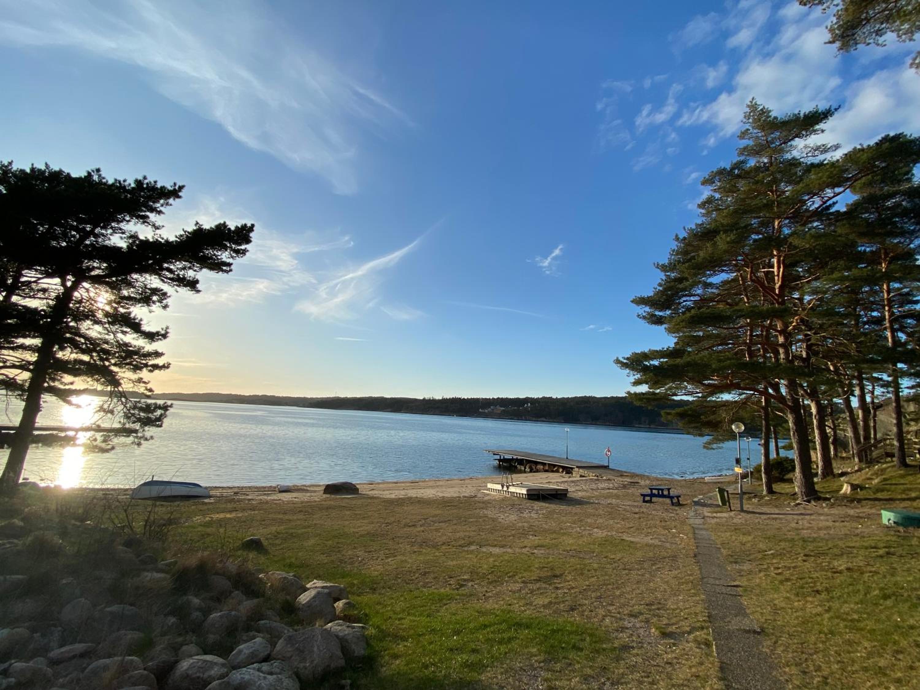 Hällestrand Vandrarhem - Lägenhet "Laxen"