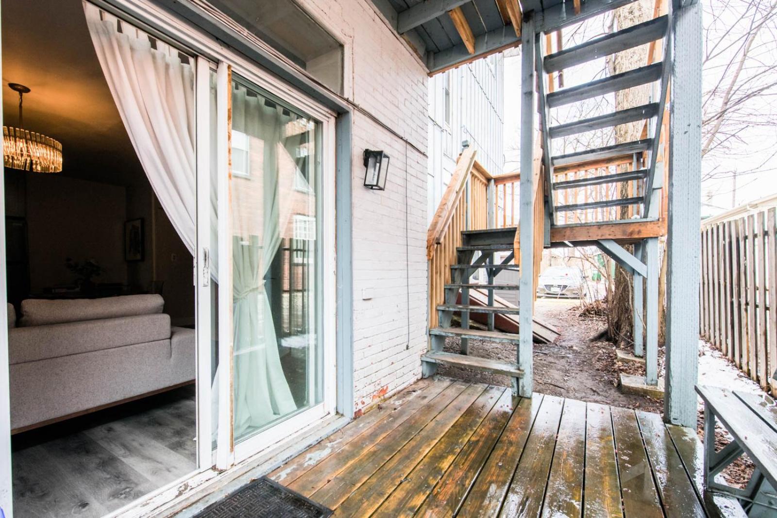 Upscale Living - Hotel Comfort, Home Feel