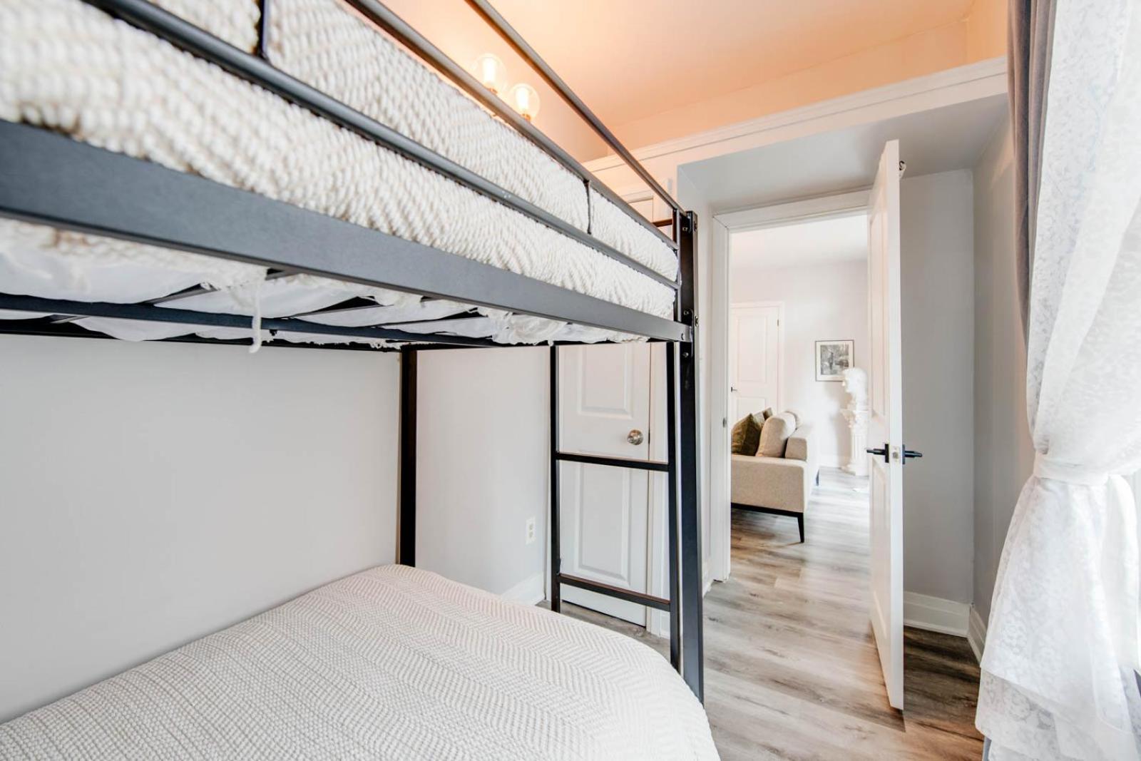 Upscale Living - Hotel Comfort, Home Feel