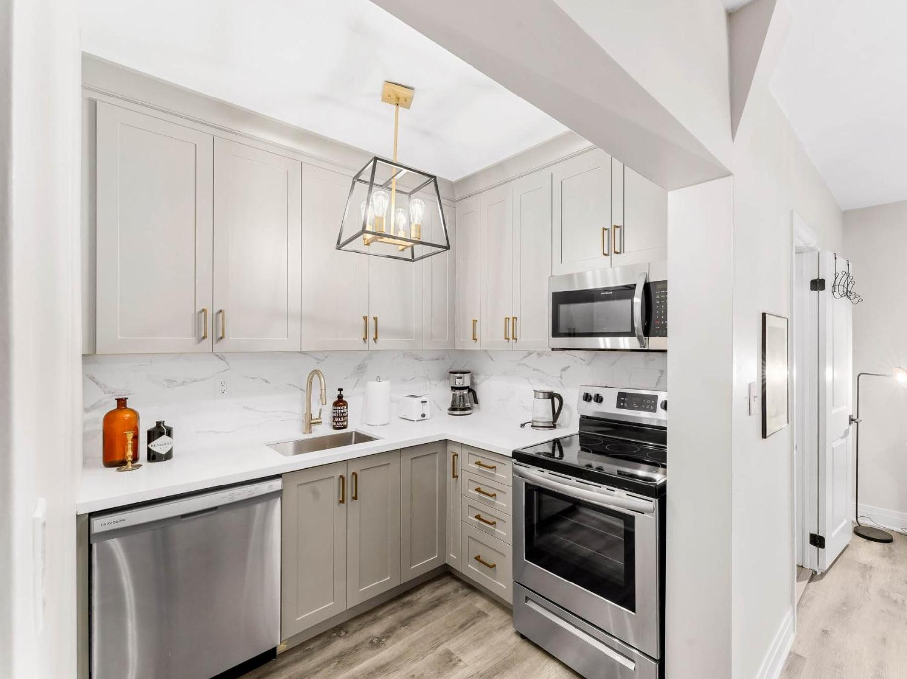 Upscale Living - Hotel Comfort, Home Feel