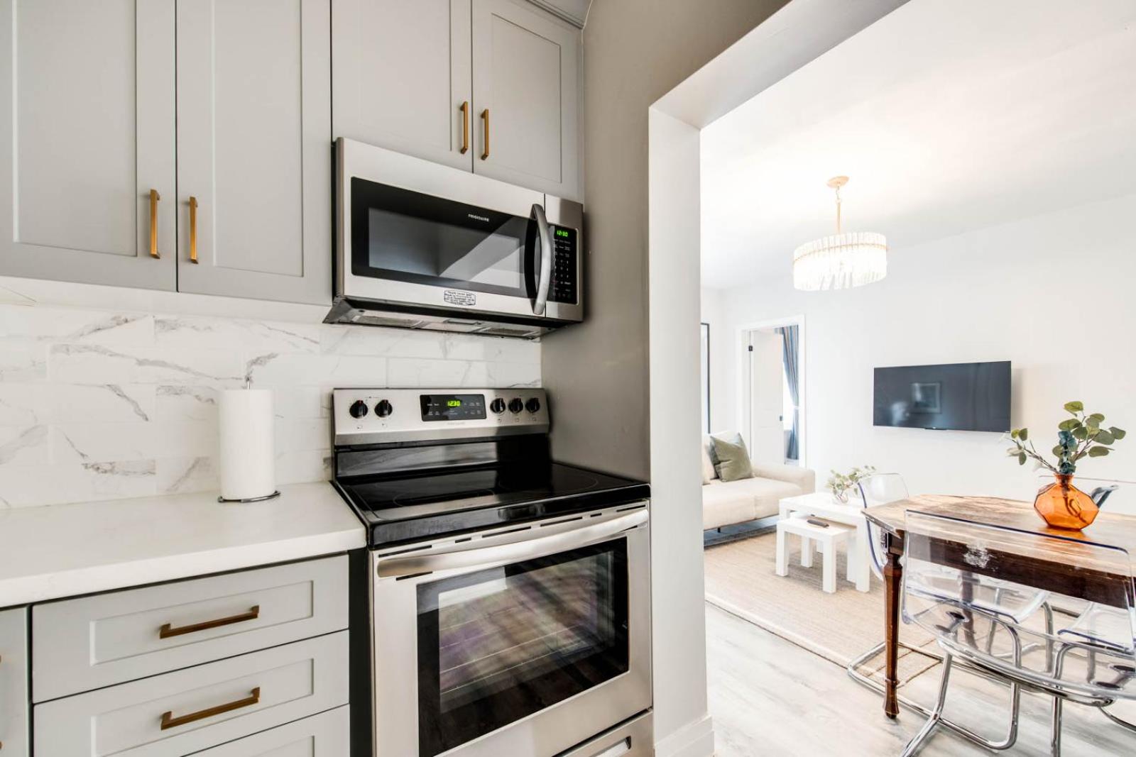 Upscale Living - Hotel Comfort, Home Feel