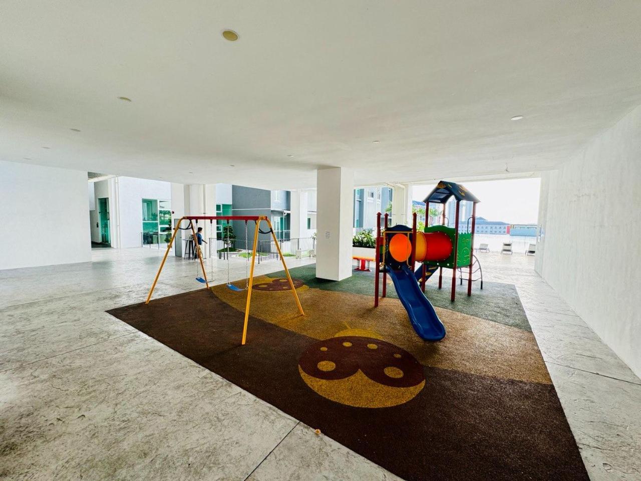 Luxury Family Fun Suites-infinity Pool, VR,Telescope- M2 photo 6