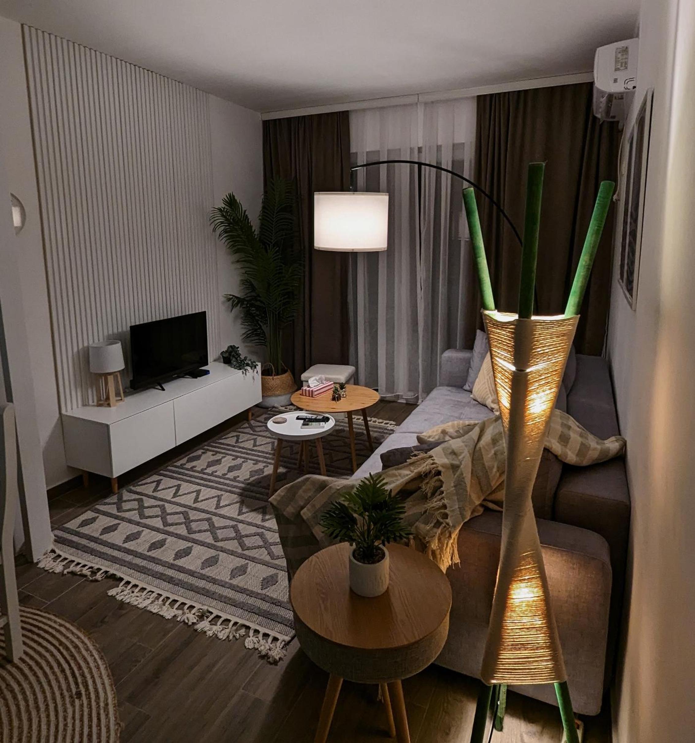 Lisa's Apartment