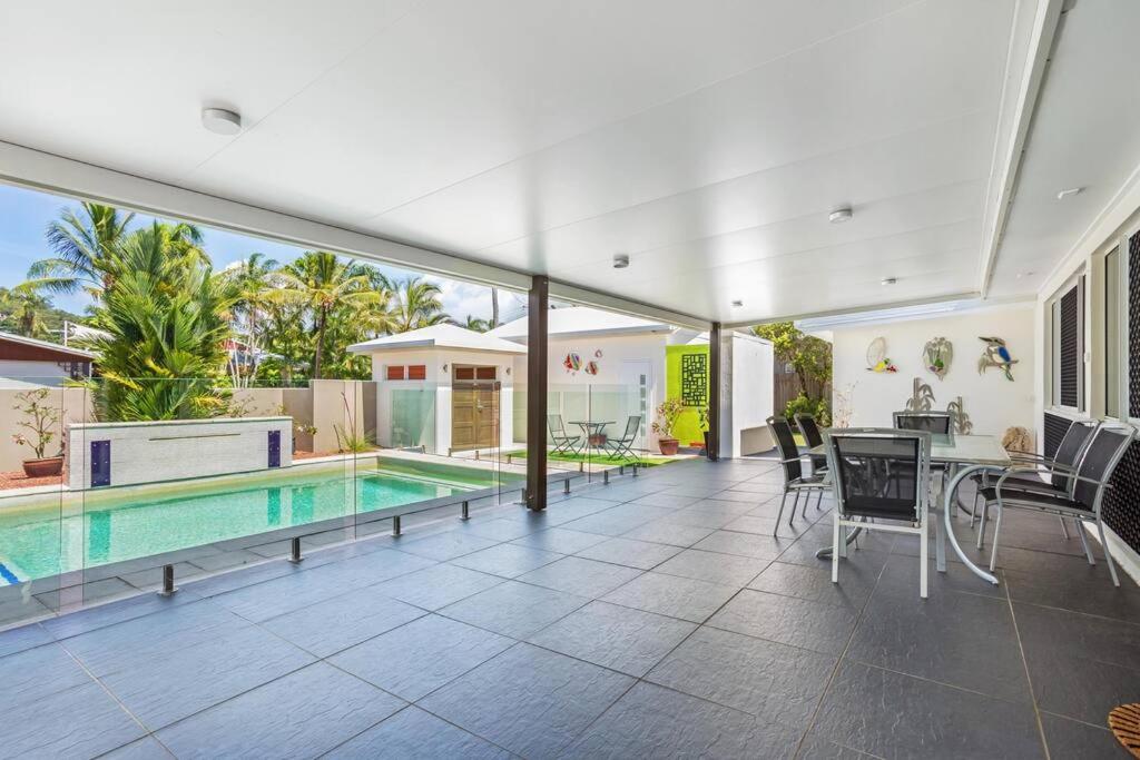 Trinity Beach Vacations - Trinity Beach Stunner - Tropical Entertainer - Property Image 28