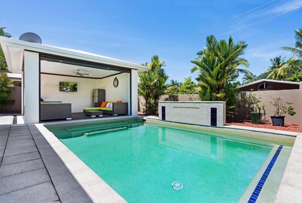 Trinity Beach Vacations - Trinity Beach Stunner - Tropical Entertainer - Property Image 17