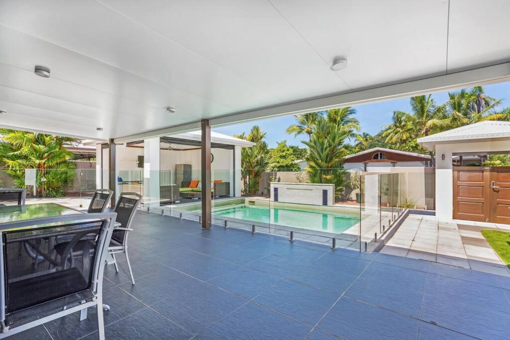 Trinity Beach Vacations - Trinity Beach Stunner - Tropical Entertainer - Property Image 14