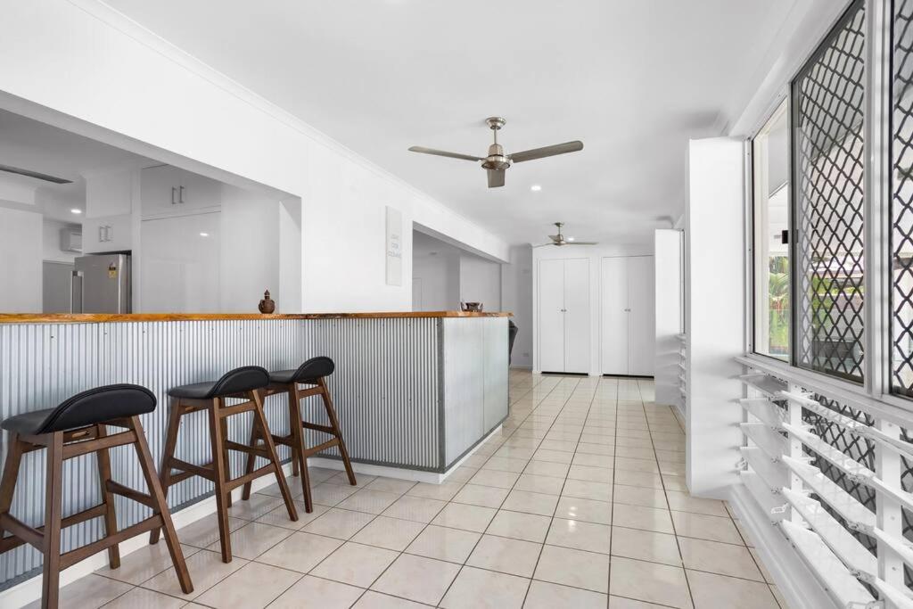 Trinity Beach Vacations - Trinity Beach Stunner - Tropical Entertainer - Property Image 15