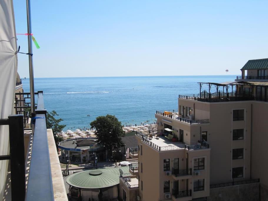Apartment on the beach