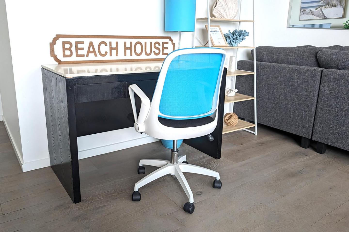 5th Floor Beachside Ocean View with Wi-Fi, Pool and Gym