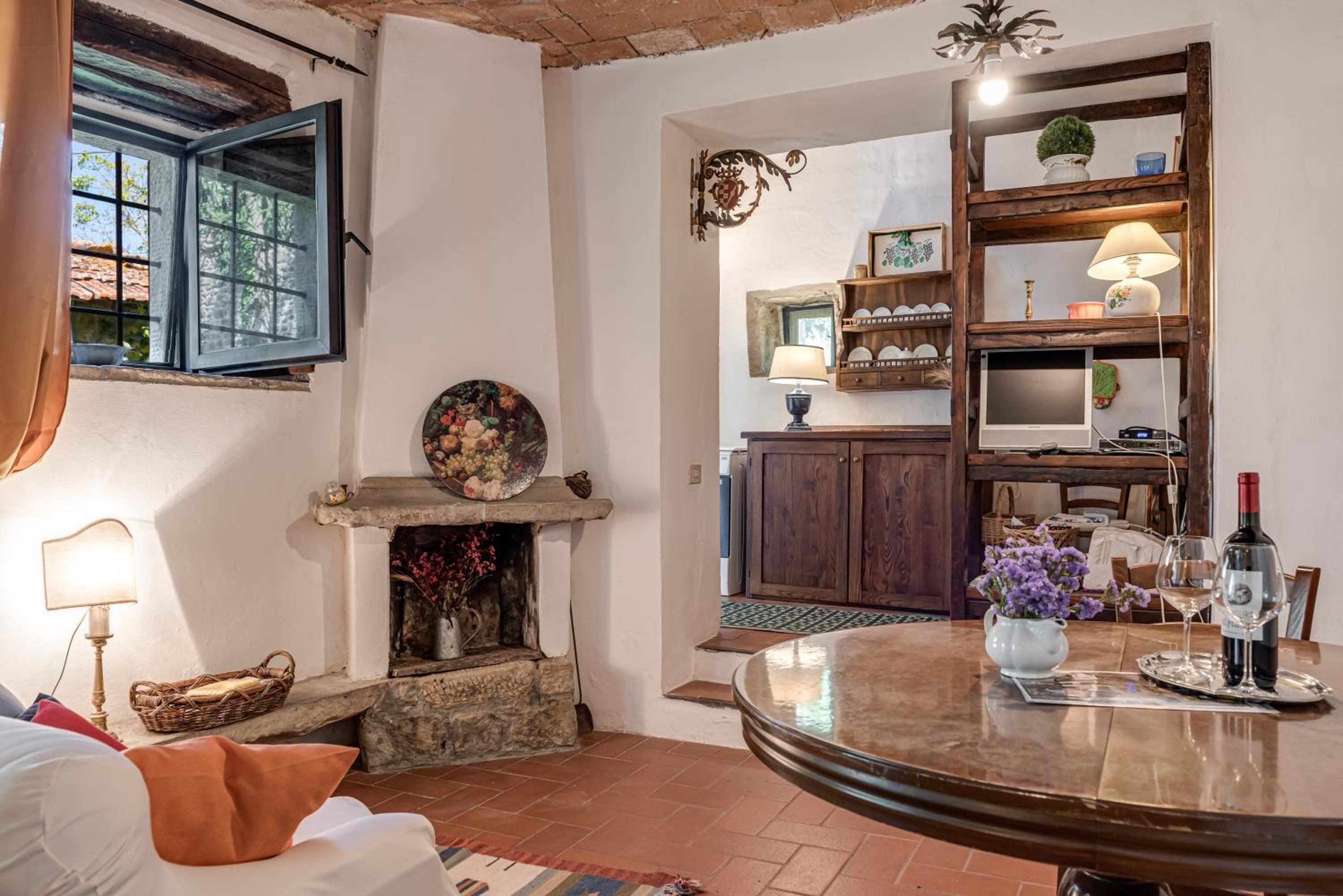 Fienile con piscina vicino Firenze