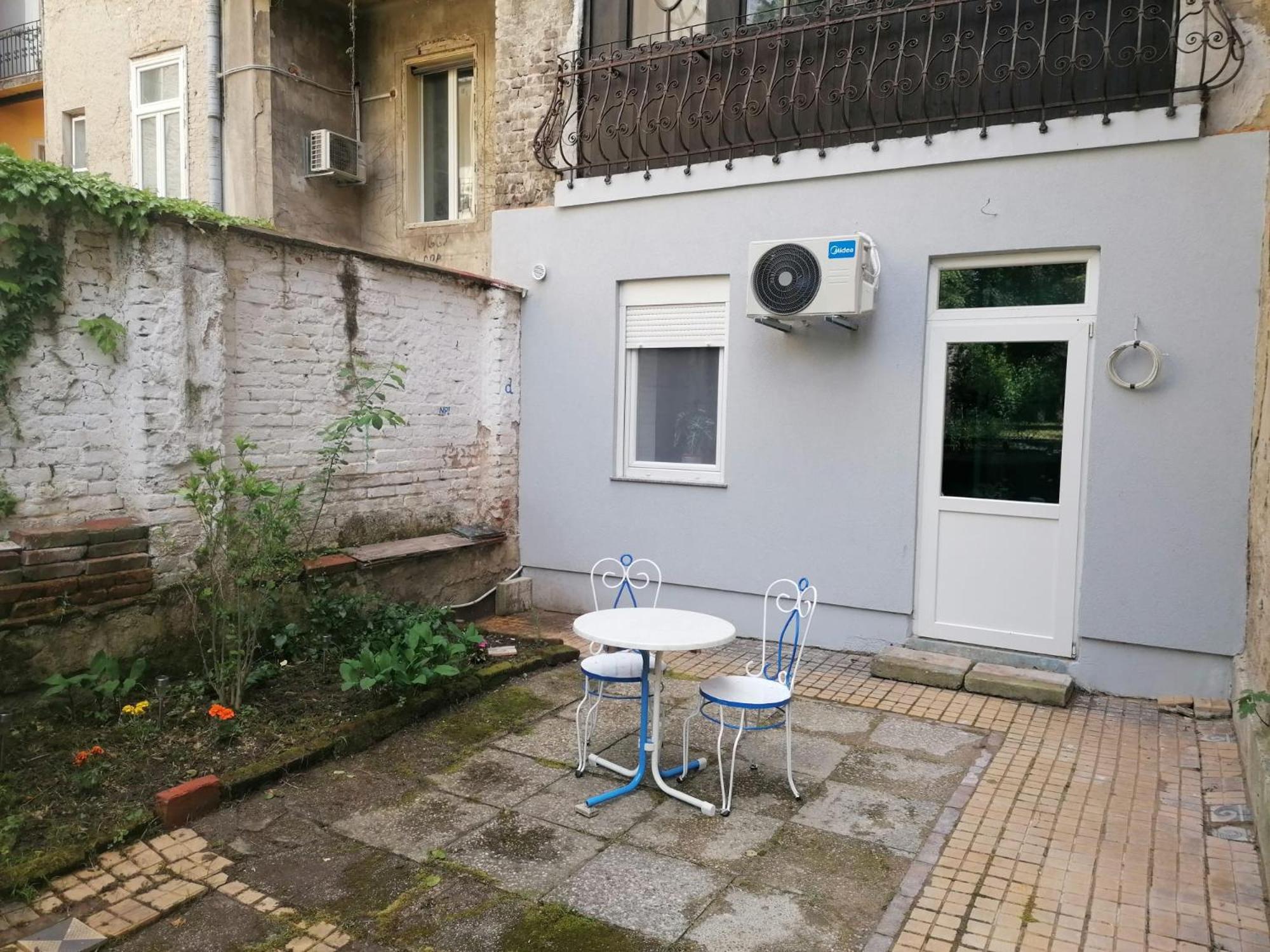 Photo 16