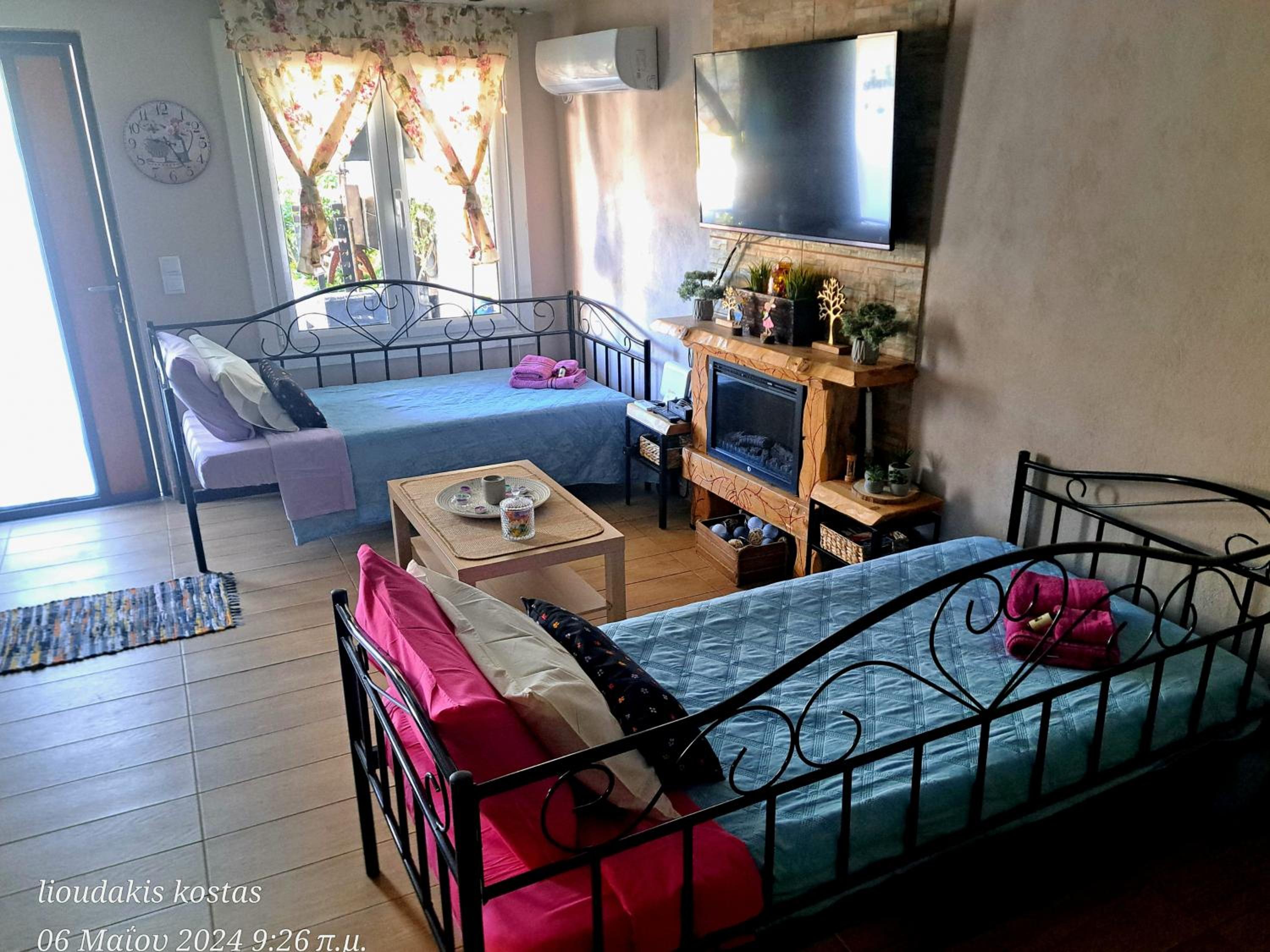 Zoe garden home