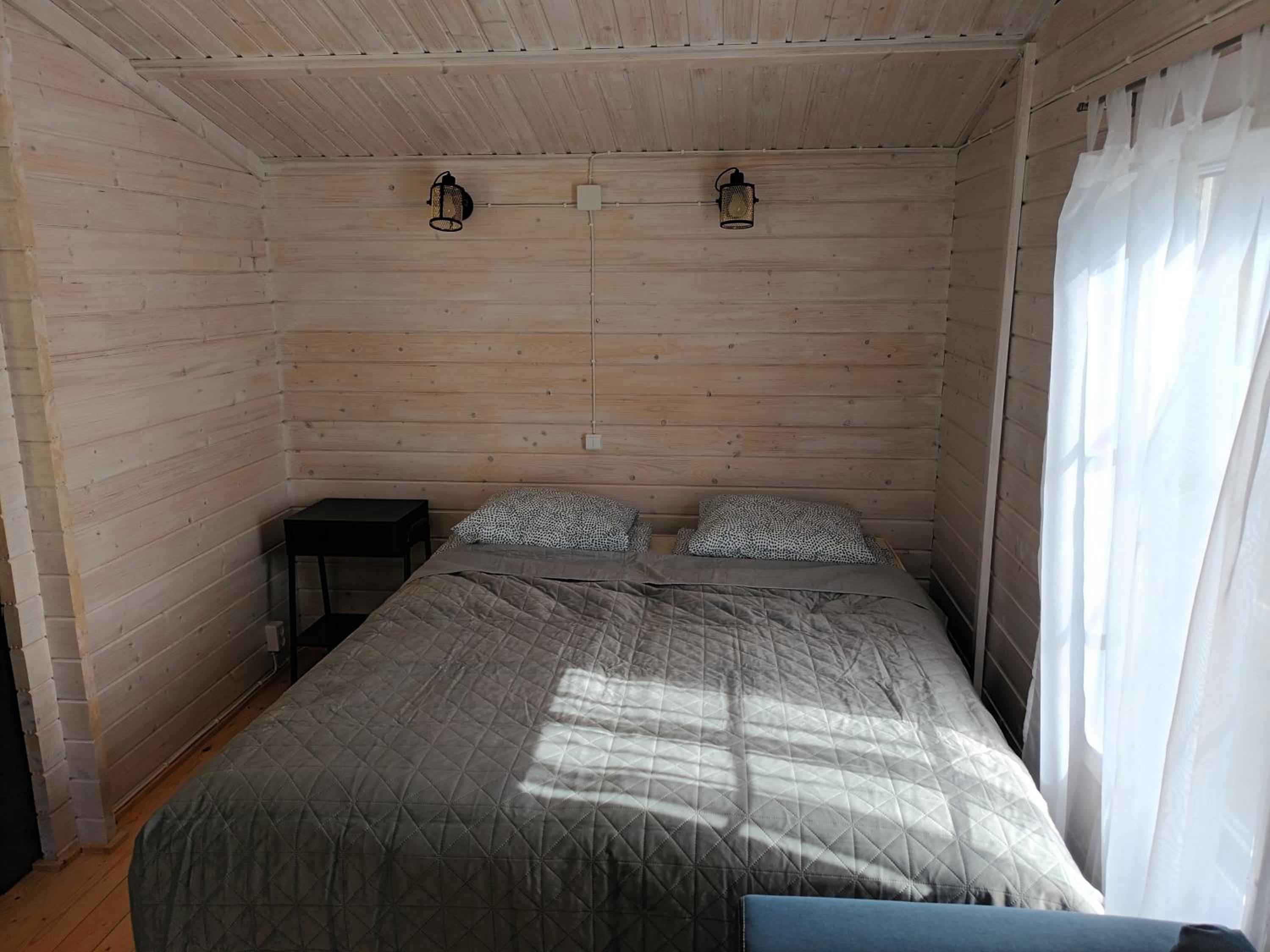 Salu summer cottage