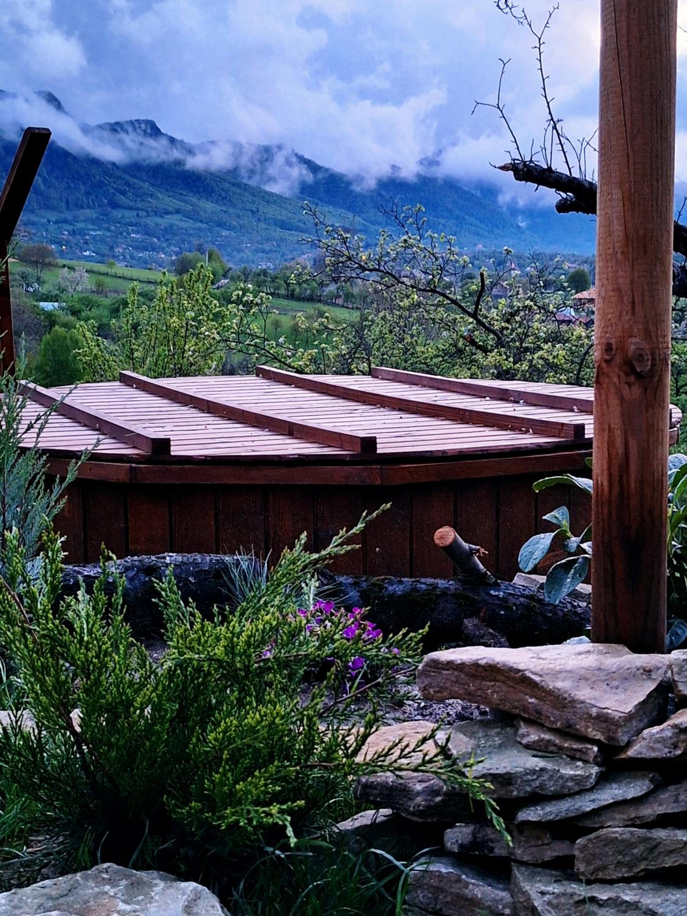Zibran Cabane view 5
