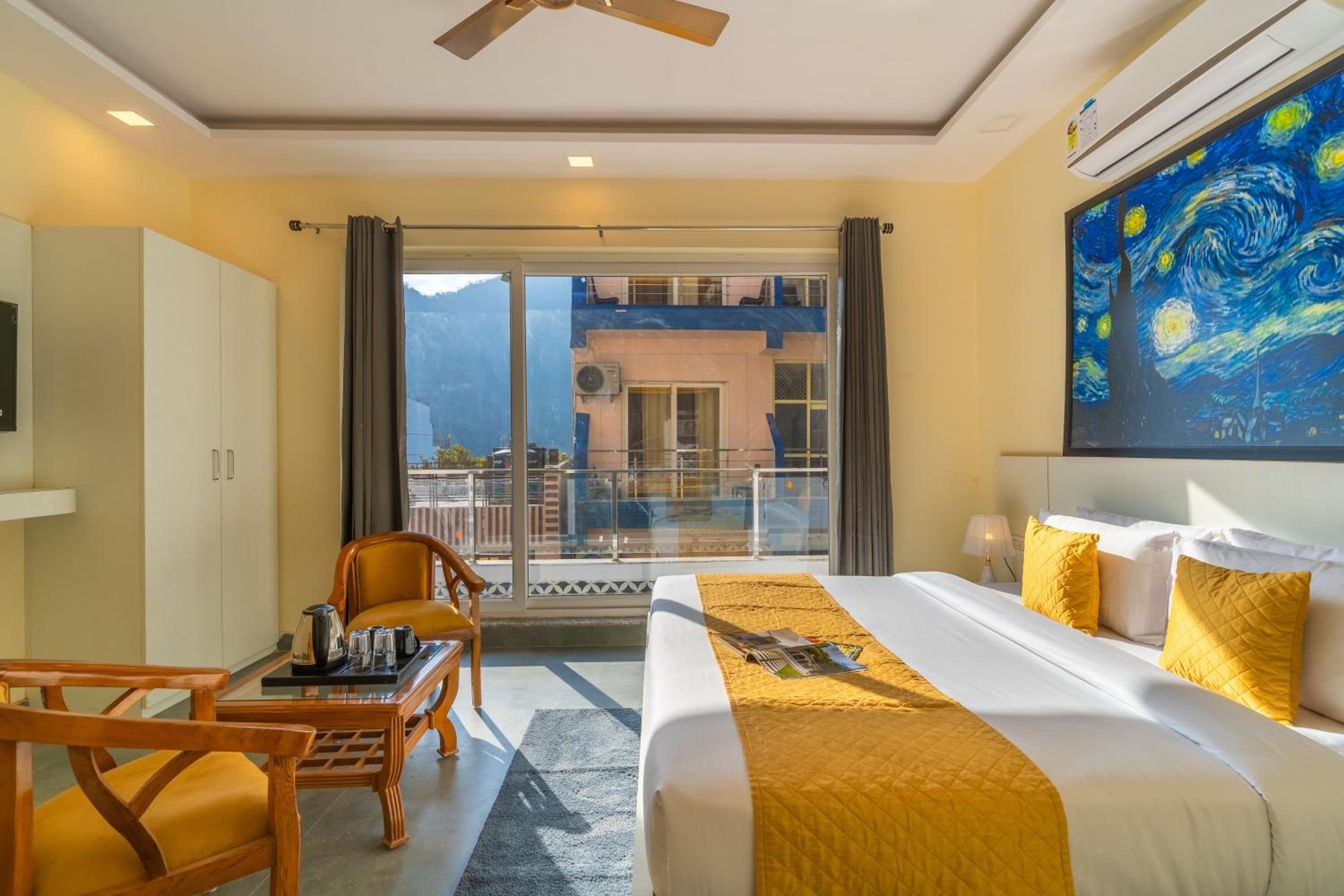 The Social Stays Rishikesh