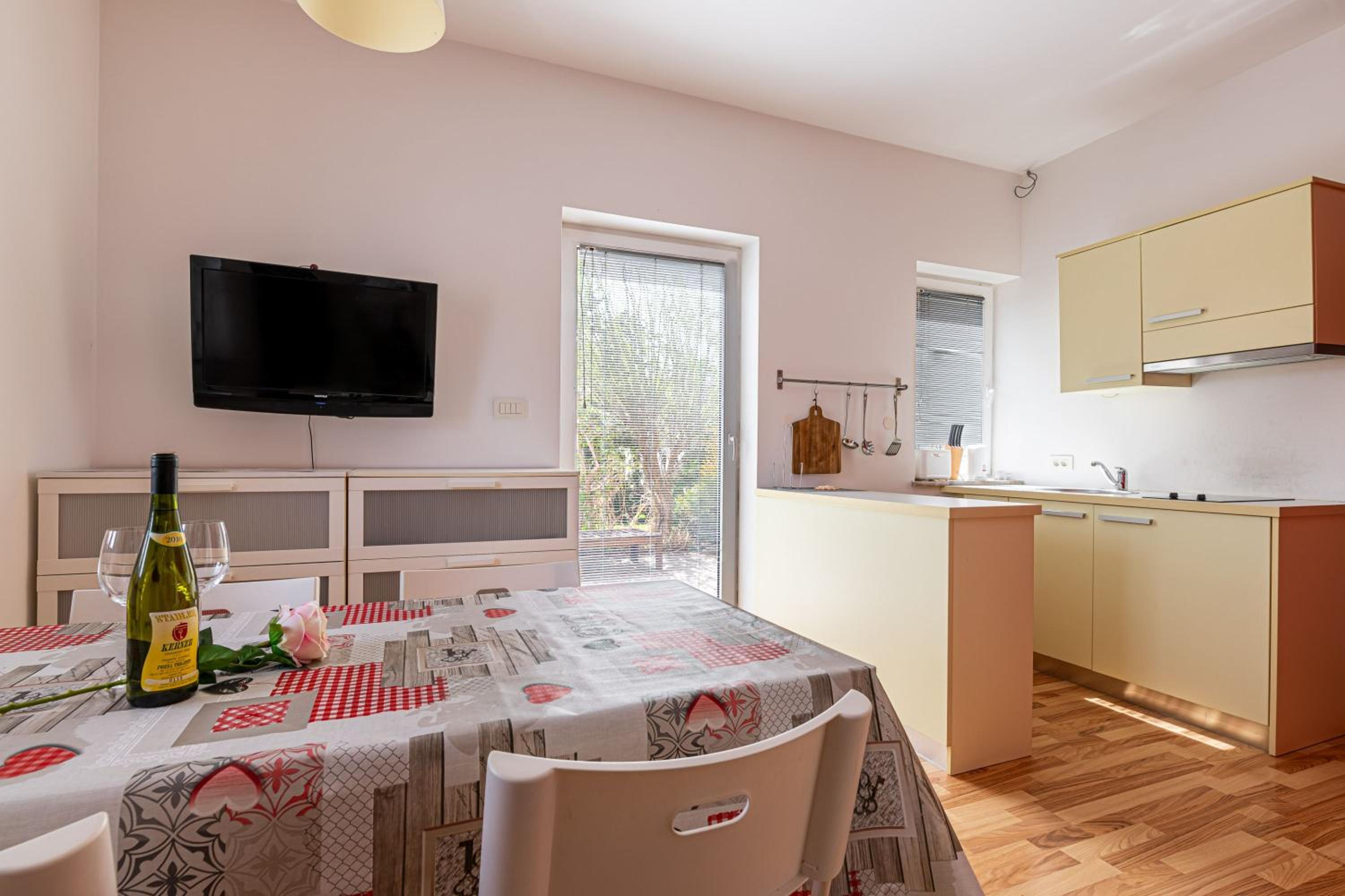 Apartments Lavrič view 3