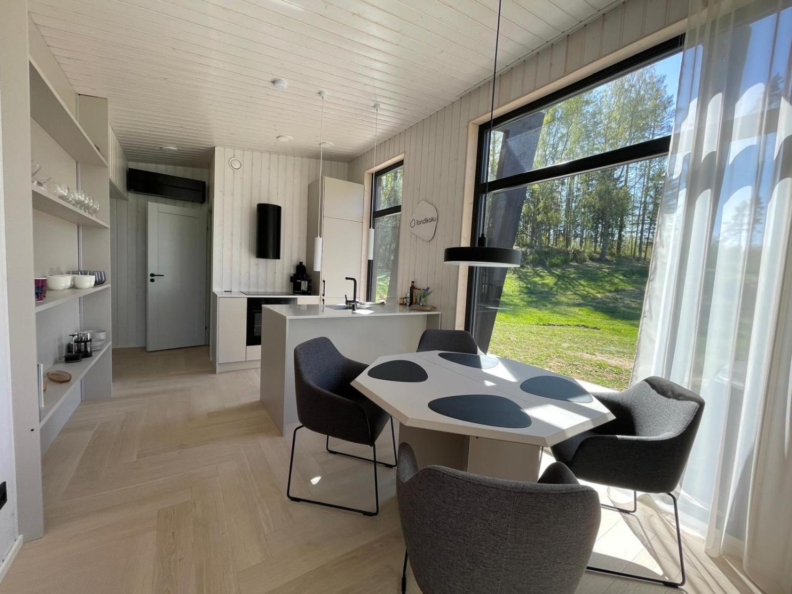 Tondikaku Holiday Home