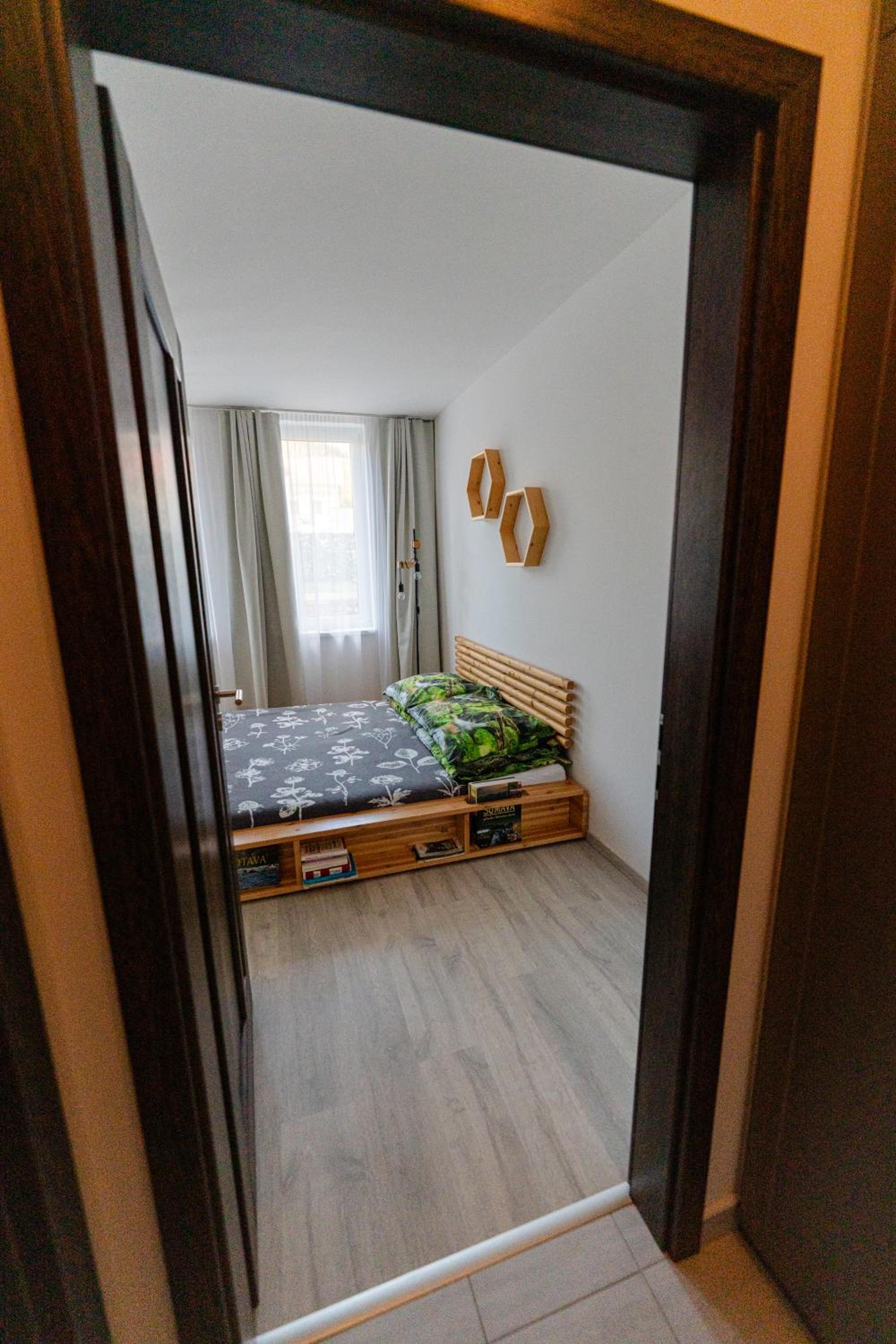 Apartmán v centru Železné Rudy se zahrádkou