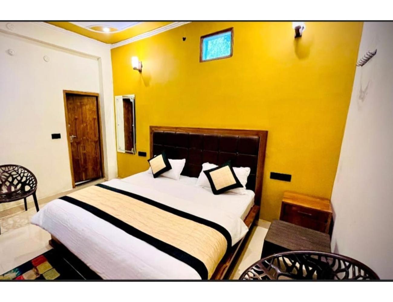 Hotel The GRAHIL & RESTAURANT, Mussoorie