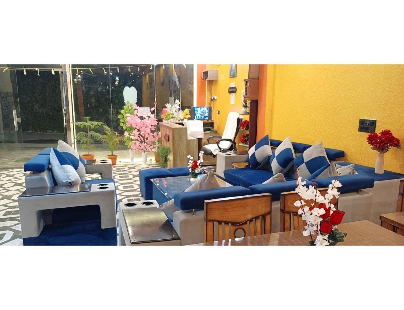 Hotel The GRAHIL & RESTAURANT, Mussoorie
