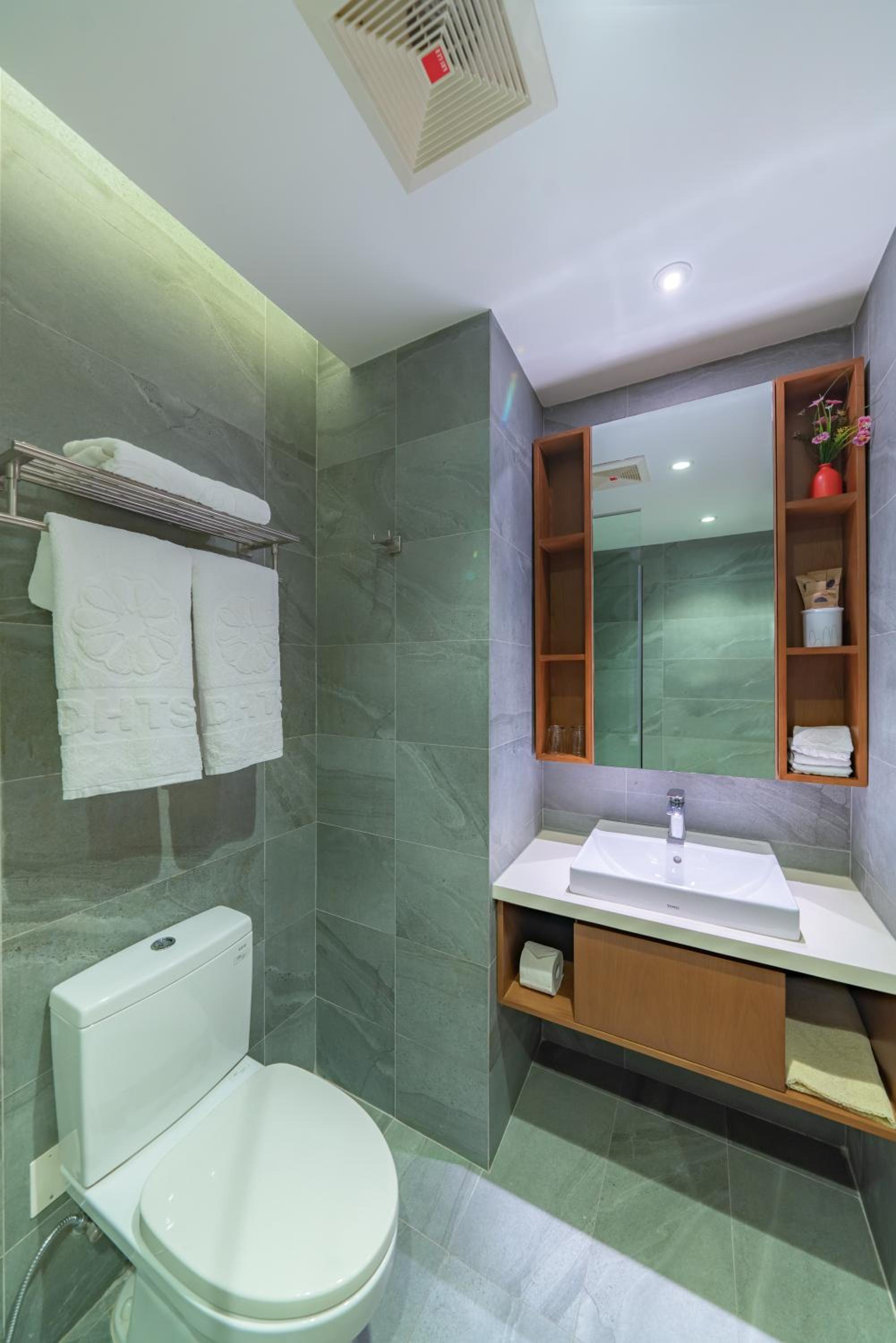 Trung Son Apartment near Tan Son Nhat Airport