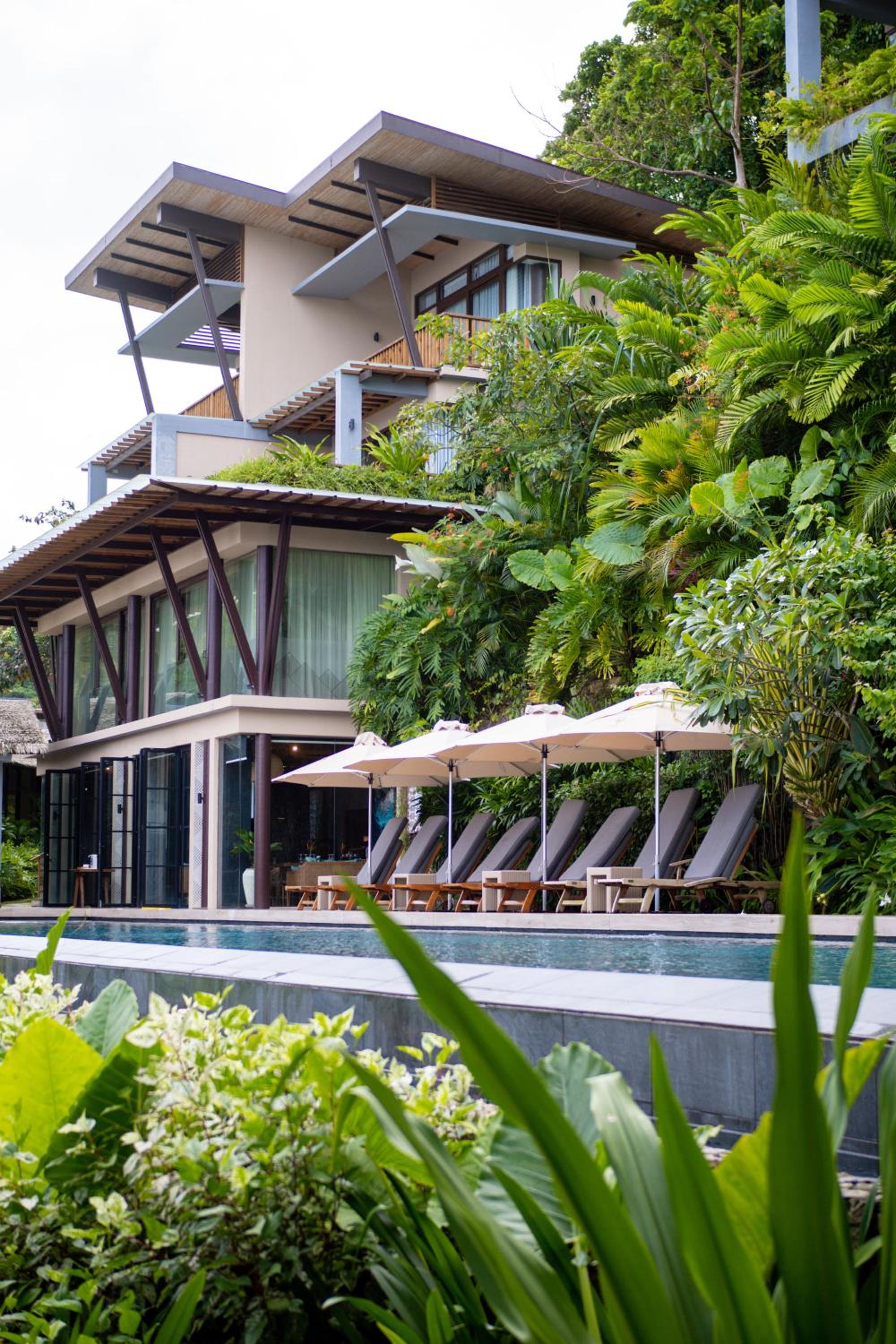 Maremegmeg Beach Club