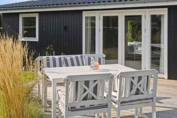 A Cozy Summer House With Spa Near Town And Beach view 3