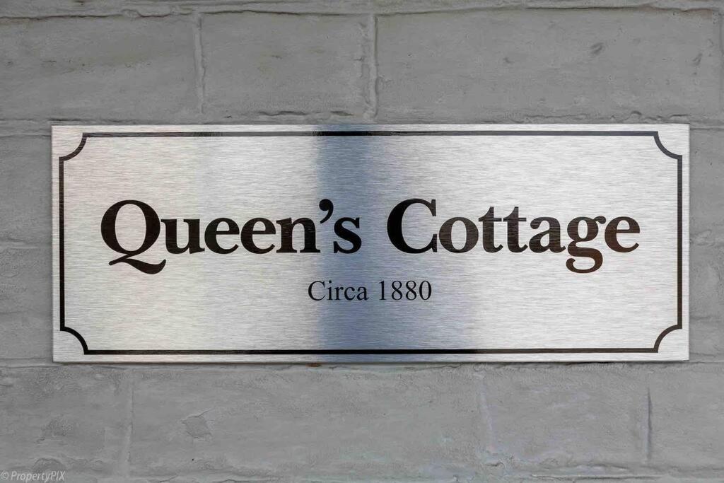 Walk to Salamanca, Queens Cottage LUX 3bdm Queens Cottage