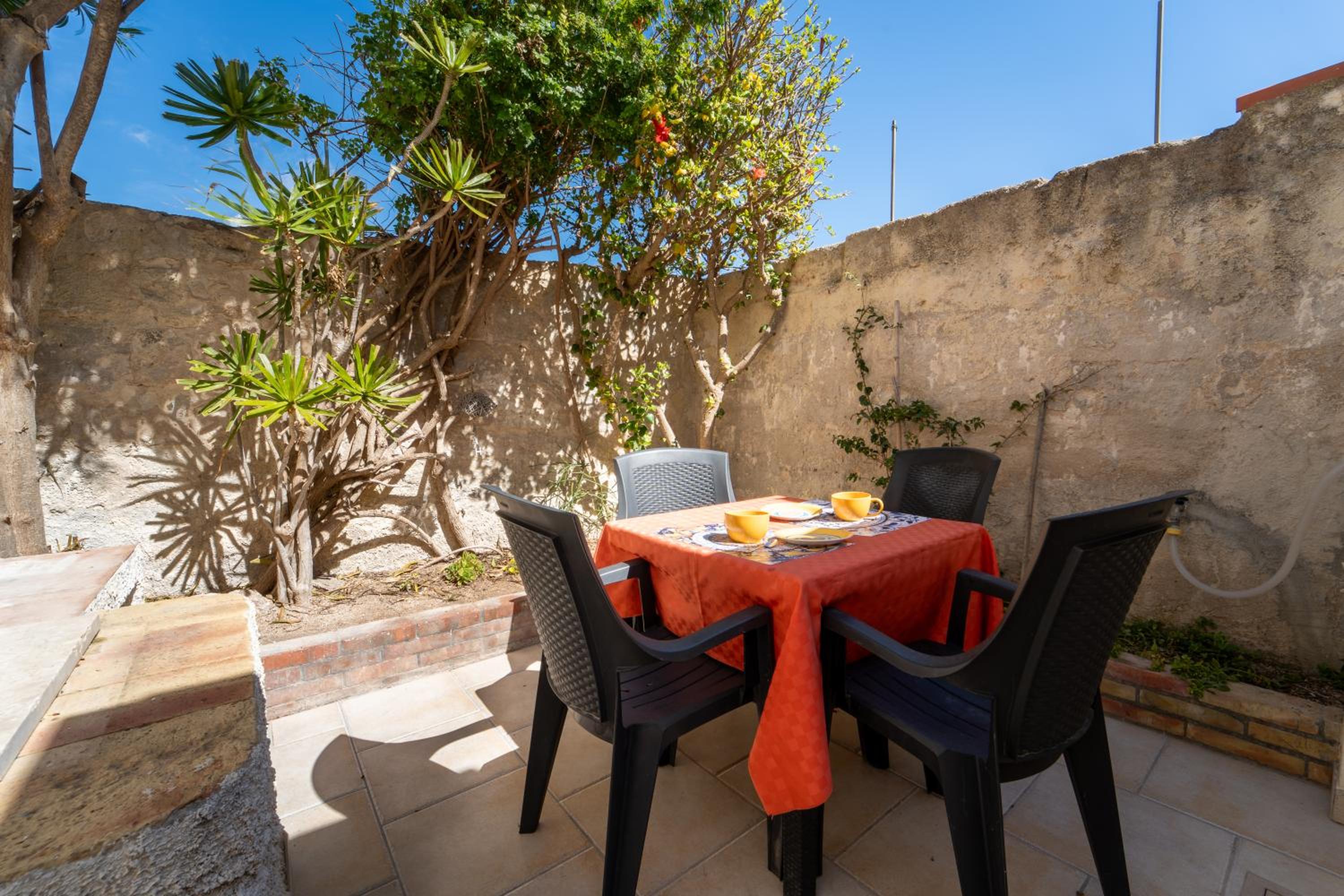 Favignana - Casetta Favonia fronte mare