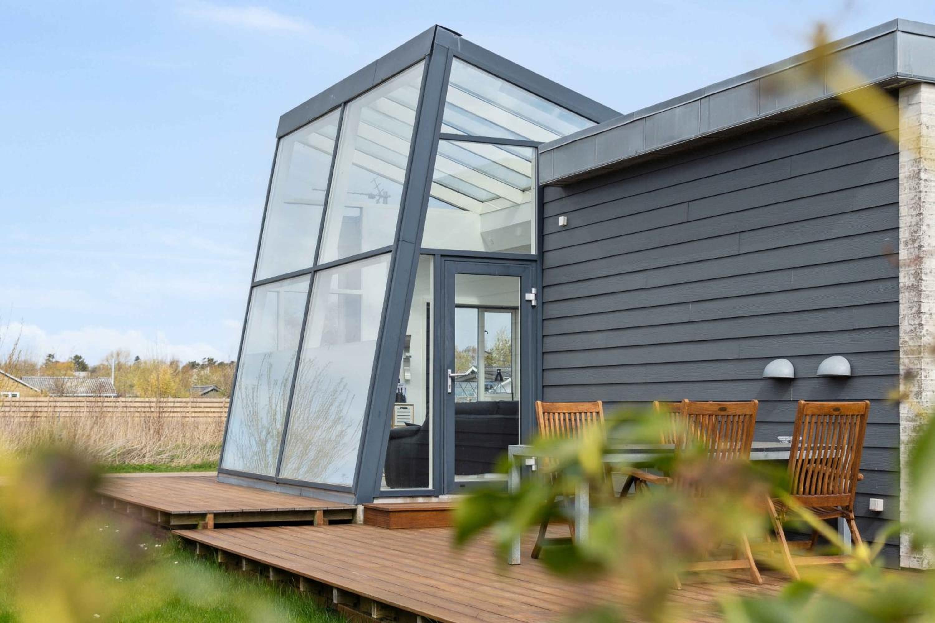 Modern Summer House With Fantastic Skylight