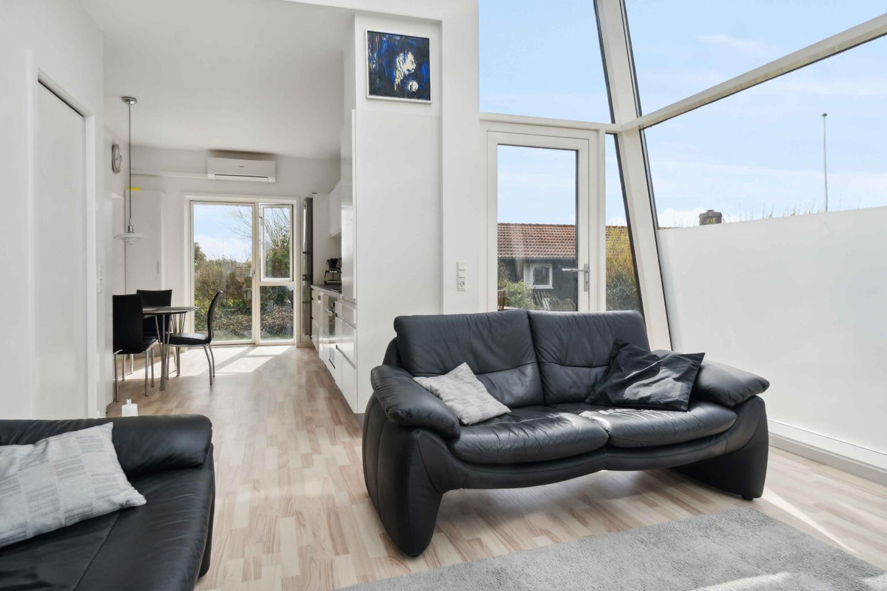 Modern Summer House With Fantastic Skylight